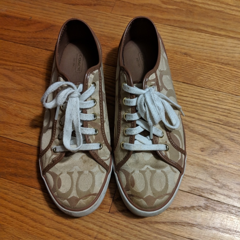 Authentic Coach shoes Size 10